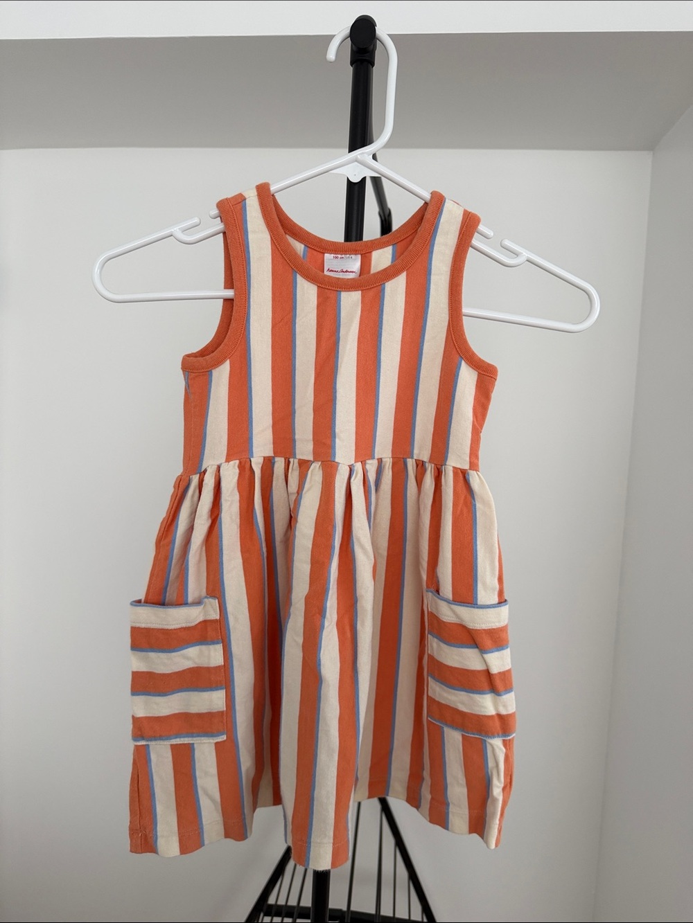 Hanna Andersson girls sleeveless play dress, size 4